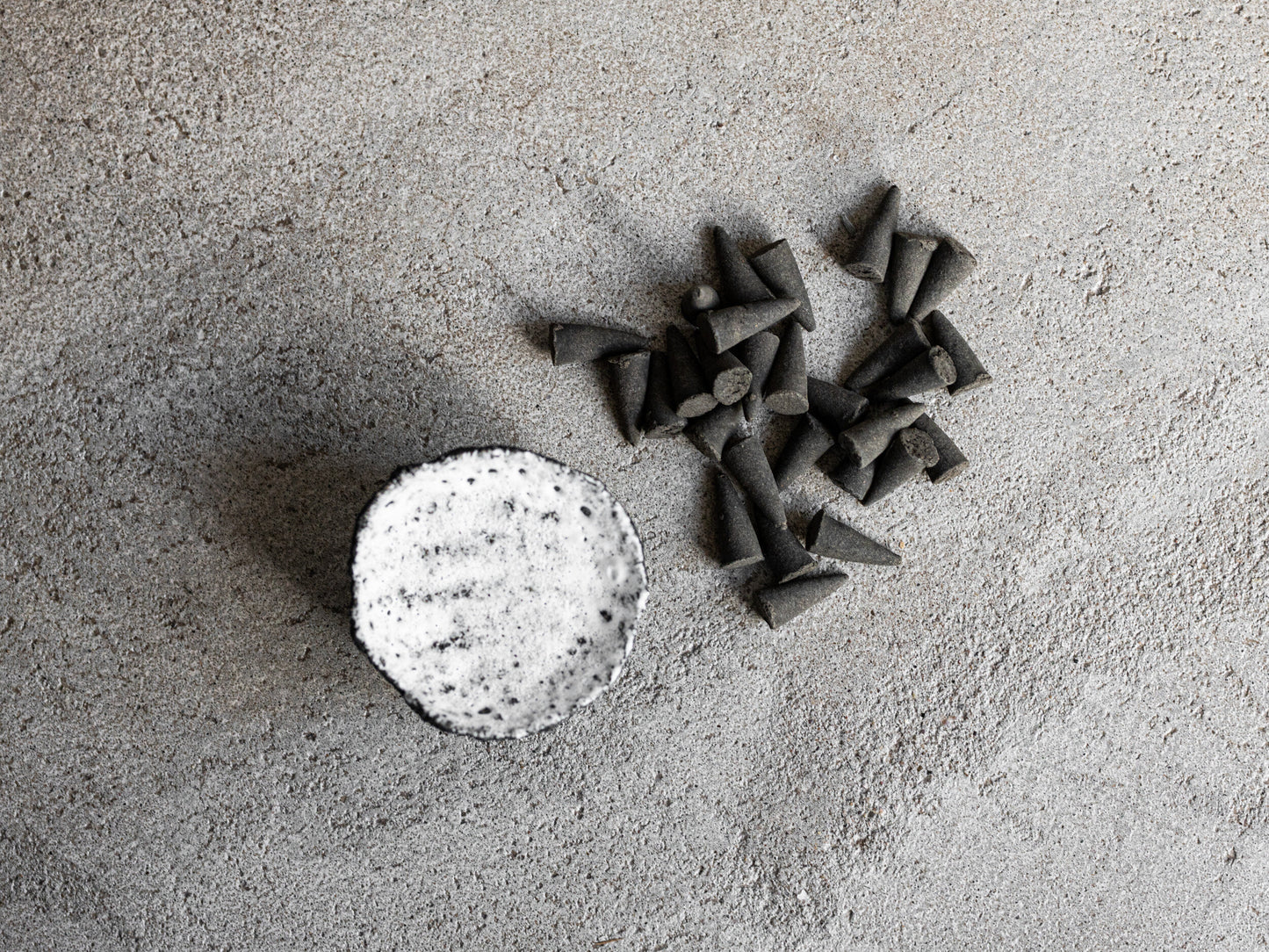 Set of Incense Cones + Burning Dish