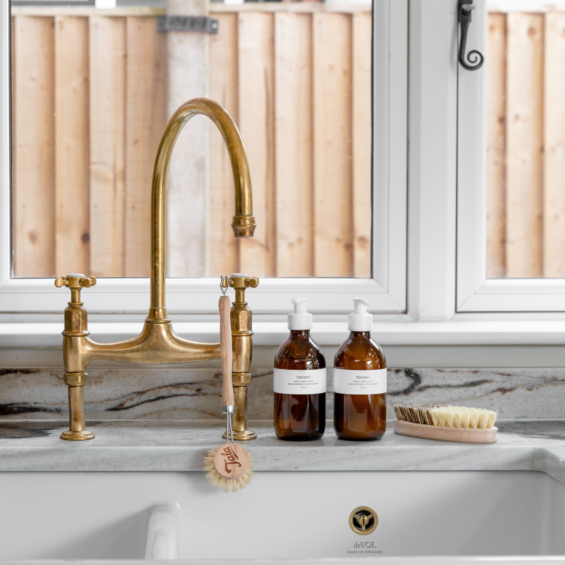 Black Pepper + Lemongrass Hand/Body Wash